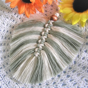 Sage Green & Natural Leaf Feather on ring 2-tone macrame handmade macrame home decor housewarming embellishment wall hanging GBT614