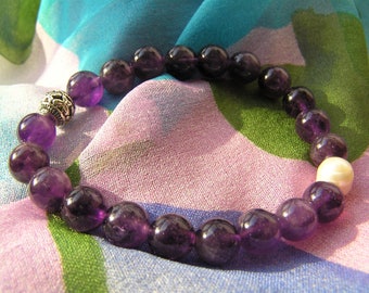 Amethyst and Pearl beaded stretch bracelet, purple white Roll it on Roll it off Handmade Gift Free Shipping #710