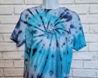 Blue tie dye t-shirt unisex