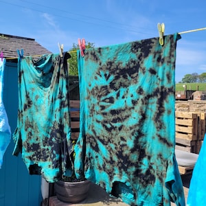 Bright Blue Bleach Tie Dye T-shirt