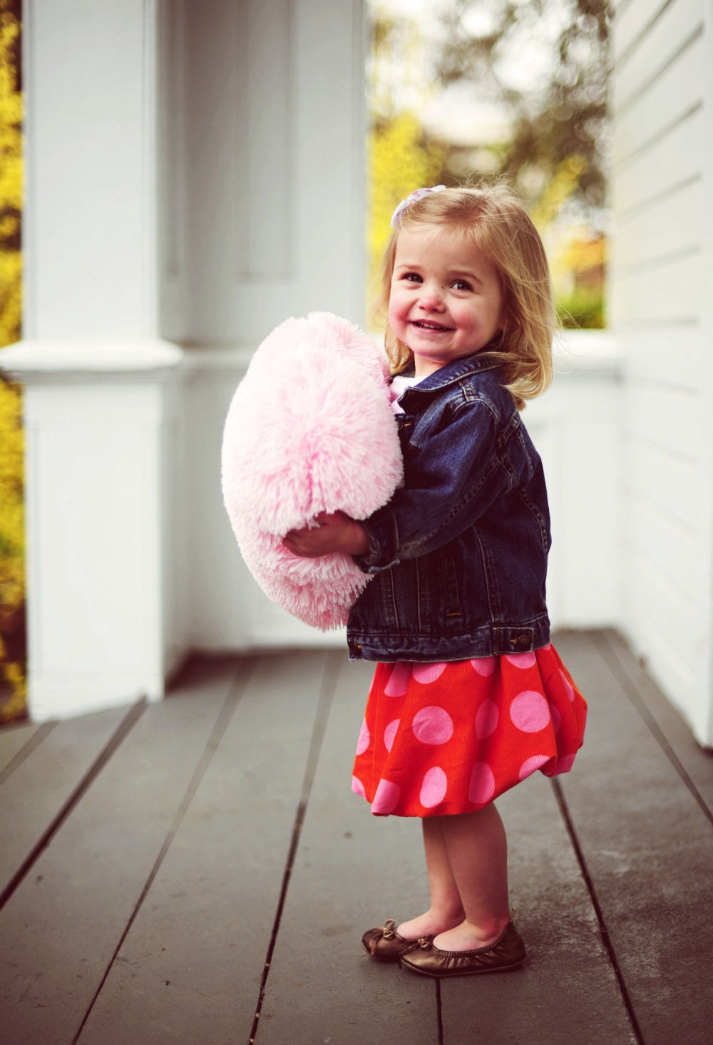 Pink fluffy heart pillow shop