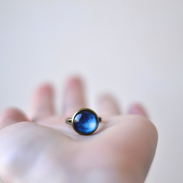 Navy Blue Ring - Ombre blue glass ring - Galaxy ring - Space jewelry