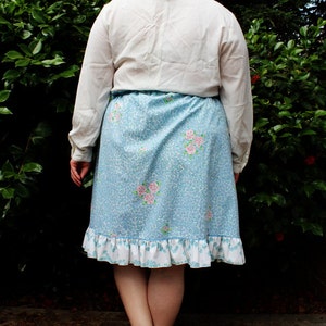 Plus Size Vintage Floral Paper-Bag Waist Ruffle Hem Skirt Size 14/16 image 4