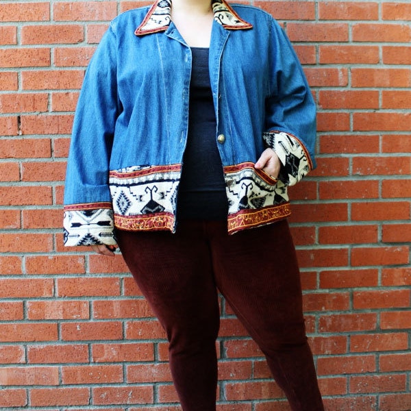 Plus Size - Vintage Denim Jacket w/ Native Detailing (Size 3X)