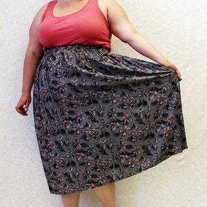 Plus Size Vintage Grey Floral Challis Swing Midi Skirt Size L 14/16 image 3