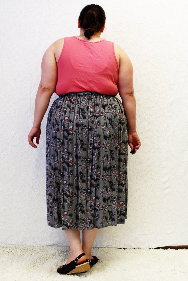 Plus Size Vintage Grey Floral Challis Swing Midi Skirt Size L 14/16 image 4