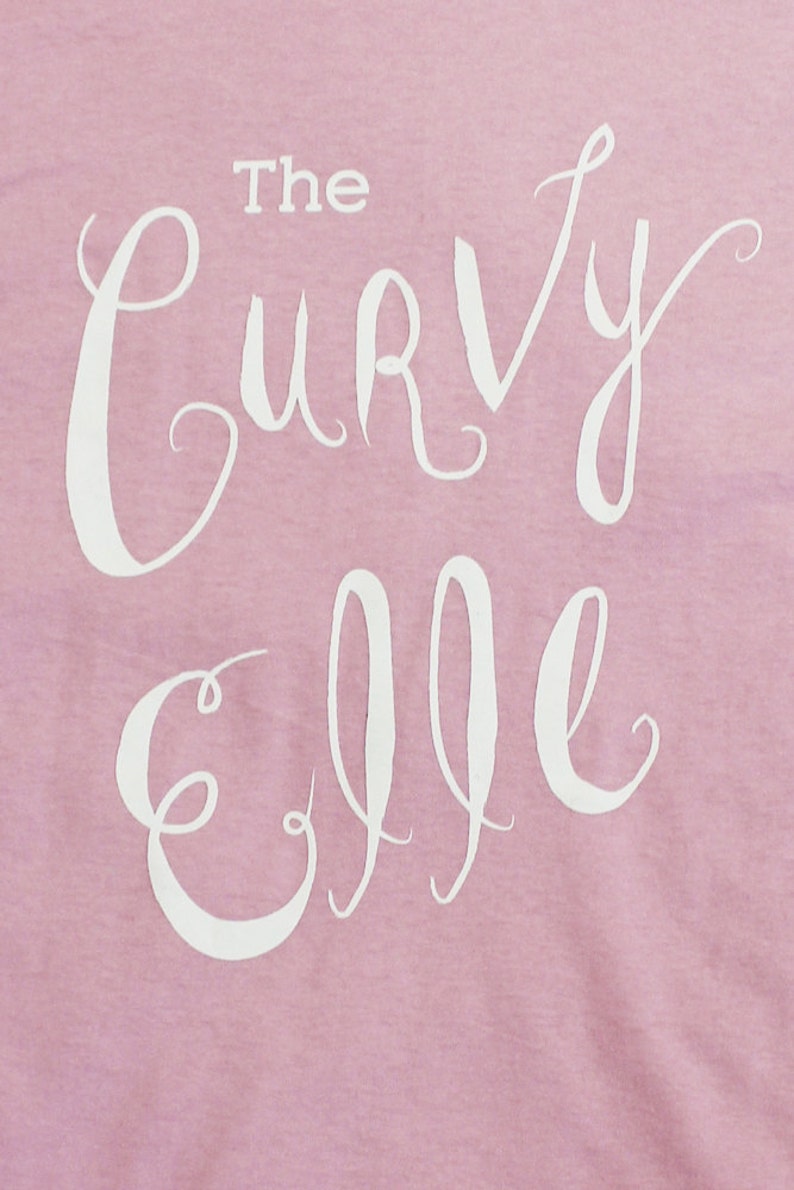 CURVY ELLE Pink Logo T-Shirt Unisex Size M-5X image 5