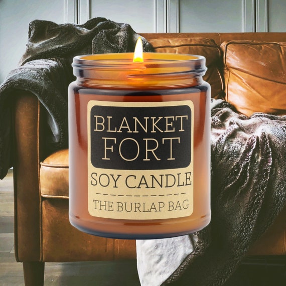 Blanket Fort - smells like raspberries, plum and vanilla - Soy Candle, Nostalgic Smell, Cozy Home Decor, Handpoured Candle (9oz)
