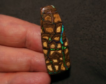 Australian Boulder Opal Unique Cubic Brick pattern Blue and green colors 32 Carats 41x16x6mm From Queensland Australia Great Pendant Stone