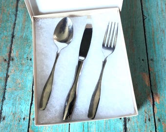 Towel Baby Spoon Fork Knife Set Flatware Silverware 18/8 Stainless Baby Shower Gift Toddler