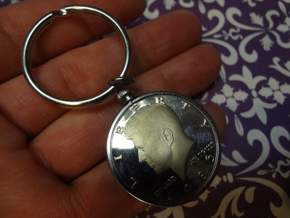 1985 Men's Kennedy Half Dollar Key Chain Ring Gra… - image 4