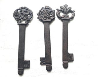 Set of 3 Victorian Skeleton Keys: Cast Iron Wall Art, Steampunk Door Decor