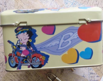Betty Boop Tin Lunch Box: Lyv 2 Ryd Biker Motorcycle Theme With Lock Keys