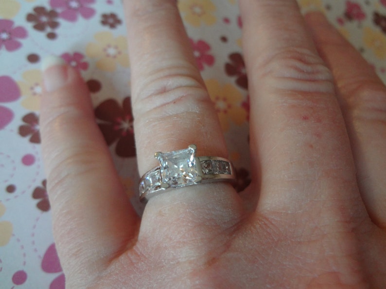 Ring Silver Diamond Wedding Engagement 925 Sterling Silver Size 7 Solitaire Bride Groom Wedding Band