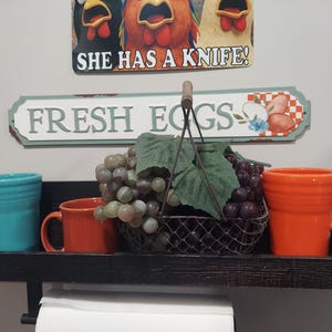 Purple Grapes Green Rubber Plastic Fake Fruit Grape Bunch Wine Décor Kitchen Clusters  Cornucopia Basket Home Bowl Filler 13 inch Long