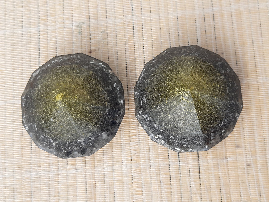 Decagonal 2 Orgone Pyramids - With Higher Dimension Energies - Range ...
