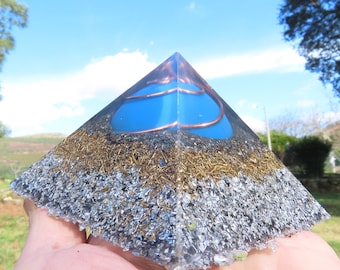 Powerful Orgone Pyramid- With Cubit coil- And higher dimension energies-Range over 3,000km or 1,800 miles) EMF,pollution protection.