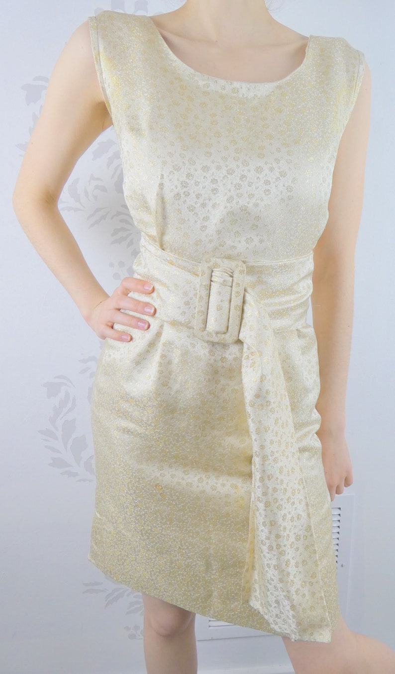 VINTAGE GOLD DRESS 1950s White Floral Brocade Cascading Belt Size Extra Small
