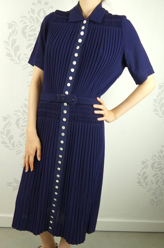 VINTAGE BLUE DRESS 1950s Buttons Pleats Smocking S