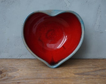 Ceramic Heart Bowl / Be My Valentine Gift / Gift to Loves / Red Bowl / Table Centerpiece / Anniversary gift