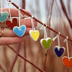 20 Cuori in ceramica / Cartellini regalo / BOMBONIERE / Bomboniere di compleanno / CUORE Carillon / Ornamento / Cuore bianco / Regalo di ringraziamento / Bomboniera