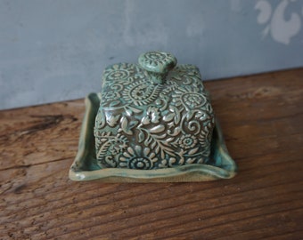 Small Ceramic Butter Dish / Paisley / Pearl Green