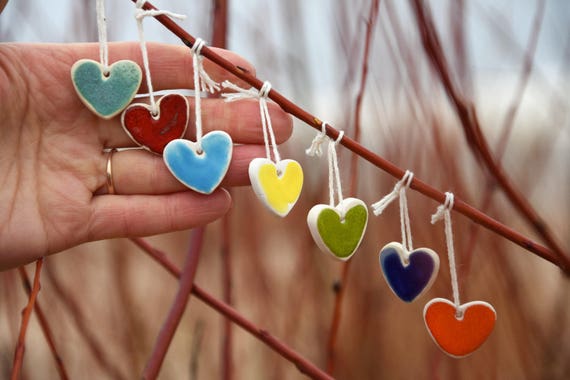 Ceramic Heart Gift Tags: Linen Texture, Wedding Favors, Ornaments - Set of 10