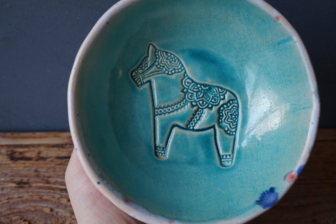 One Ceramic Dala Horse Bowl / LOVE Horses Ceramic Plate / Dala Horse