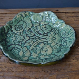 Pearl Green Ring Dish With Damask Print / Ceramic Jewelry dish / Tealight Holder / Spoon rest / Soap dish image 7