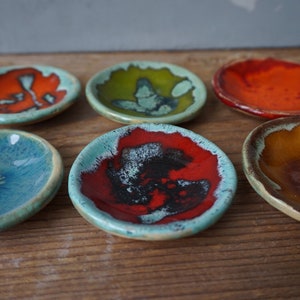 Set of 6 Round Mini Bowls / Bulk ceramic bowls for Gifts image 3