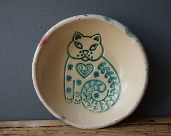 One In LOVE With cats Bowl / Handy Ceramic Breakfast Bowl / Snack Bowl / Jewelry holder