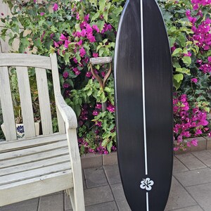 Black Surfboard Wall Art | Hibiscus decoration | Beach decor wooden longboard | tiki bar surf board sign 4-165