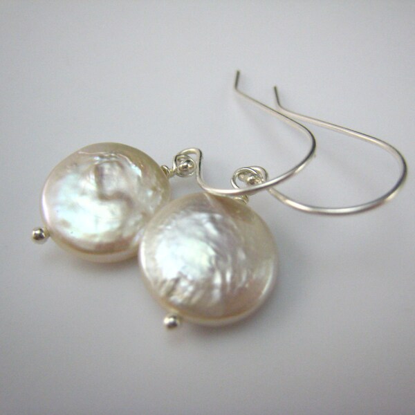 bridial jewelry,wedding earrings,Coin Pearl  Earrings