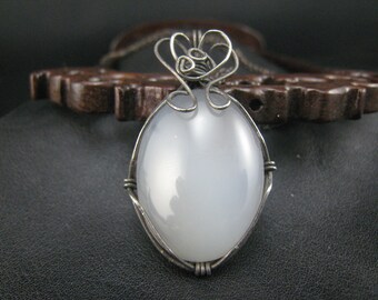 Handcrafted Wirewrapped chalcedony agate Pendant