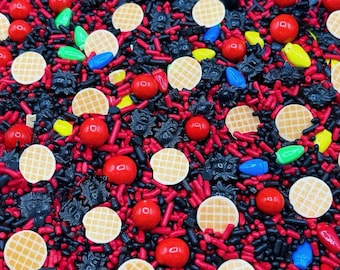 Waffle Christmas Candy Sprinkle Mix: Comes w/ Edible Wafer Images for Cakes, Cupcakes, Cookies.