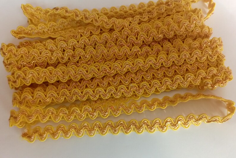 2 3 4 7 Yards YELLOW GOLD Glitter Shine Quality Ric Rac Trim 10mm Wide ...