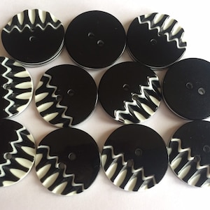 10 20 ZWART-WITTE PIANO 25 mm brede mooie knopen voor het naaien van ambachtelijke kaarten Jas overhemdjack
