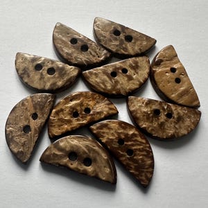 10 Beautiful Coconut Shell Buttons 21mm x 10mm Wide Quality Beautiful Buttons Jacket Shirt Sewing Craft Costumes