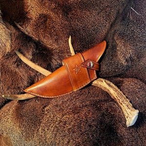 Funda de cuero para cuchillos Funda horizontal para cuchillos de color marrón madera, para campistas, cazadores, trabajadores del rancho, regalo para papás, regalo para cazadores y ganaderos