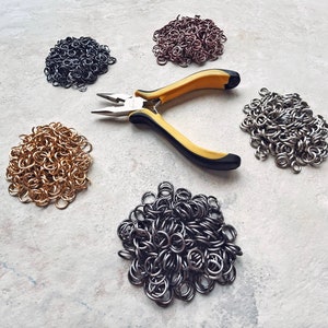 Chainmail Starter Kit XL Size Jump Rings Package of 500gr with Free Printed Tutorial and a Pendant Making Kit