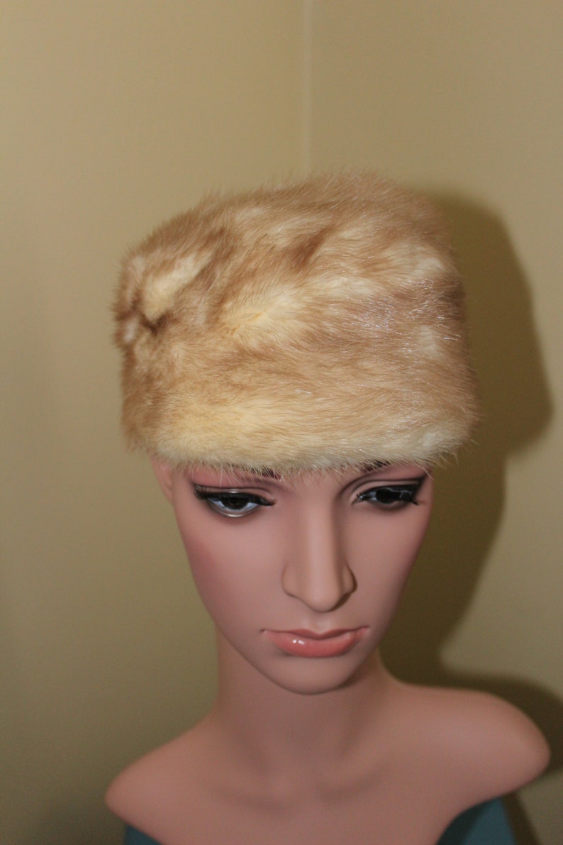 Vintage 60's Blonde Mink Cloche Style Hat Nan Duskin of Philadelphia image 1