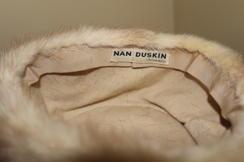 Vintage 60's Blonde Mink Cloche Style Hat Nan Duskin of Philadelphia image 5