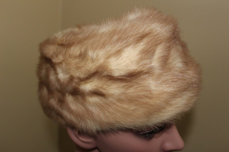 Vintage 60's Blonde Mink Cloche Style Hat Nan Duskin of Philadelphia image 4