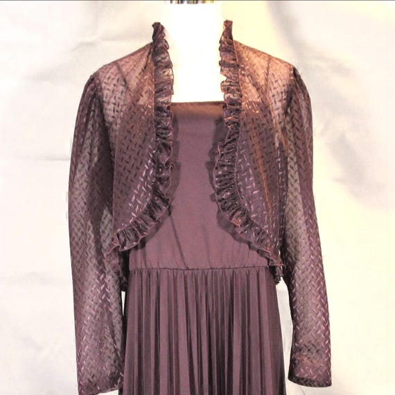 formal dress bolero jacket Alex Evenings Empire Waist Glitter Black & White / 14 Be the epitome of elegance in this stunning dress Women Shrug Soft Chiffon Open
