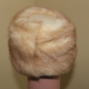 Vintage 60's Blonde Mink Cloche Style Hat Nan Duskin of Philadelphia image 3