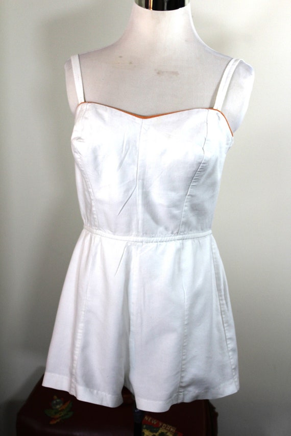 Vintage 50's Classic Woman's White Cotton Sleevele