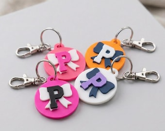 Porte-clés personnalisé imprimé en 3D - Porte-clés de pom-pom girl - Cadeaux d'équipe - Porte-clés d'équipe - Cadeaux de sport - Porte-clés personnalisé étiquette de sac ARC ROND