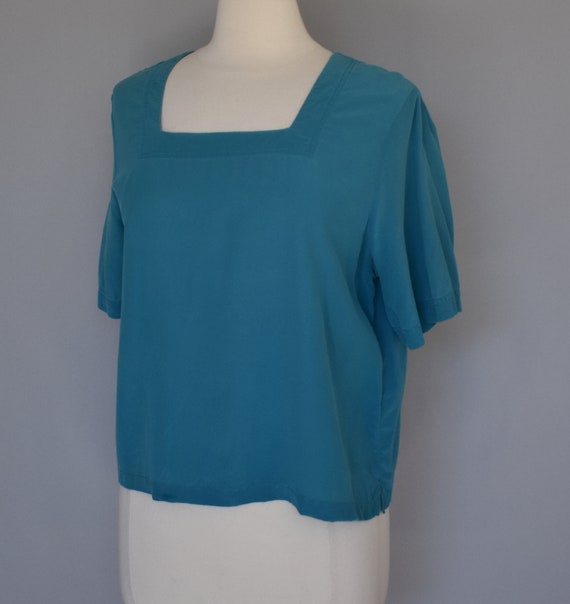 Vintage 90s Green Silk Blouse, Minimal Short Slee… - image 3