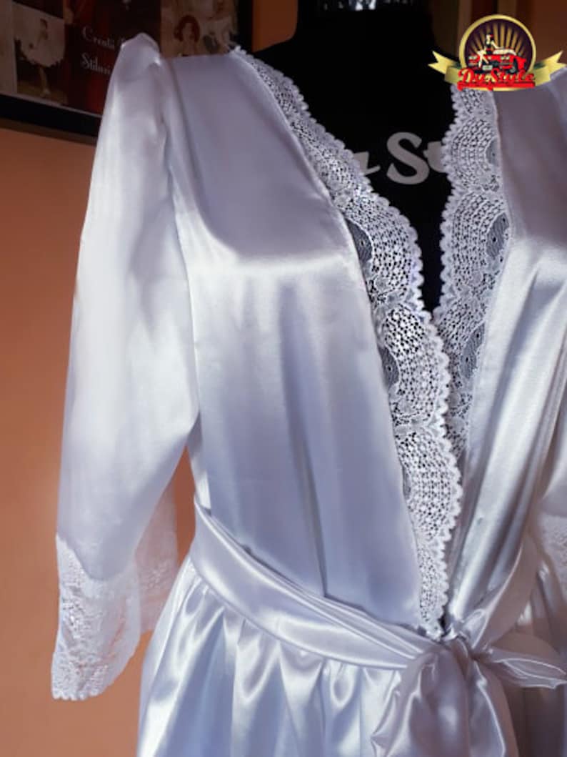 White Satin and Lace Puffy Sleeves Kimono Robe Dress