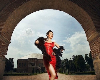Vestido rojo de lentejuelas hecho a mano: estilo pin-up, inspirado en Marilyn Monroe.